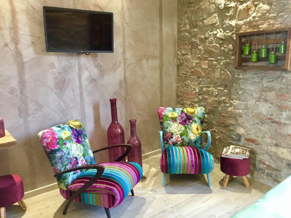 Inside The Maison d'hôtes 3*